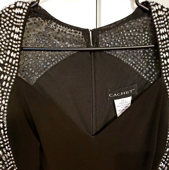 Black beaded evening gown - Picture 2 of 5